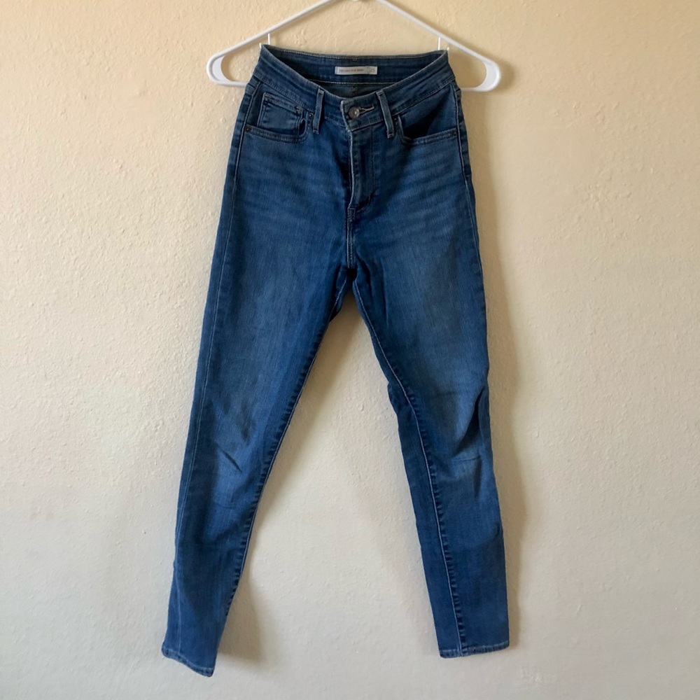 LEVIS JEANS